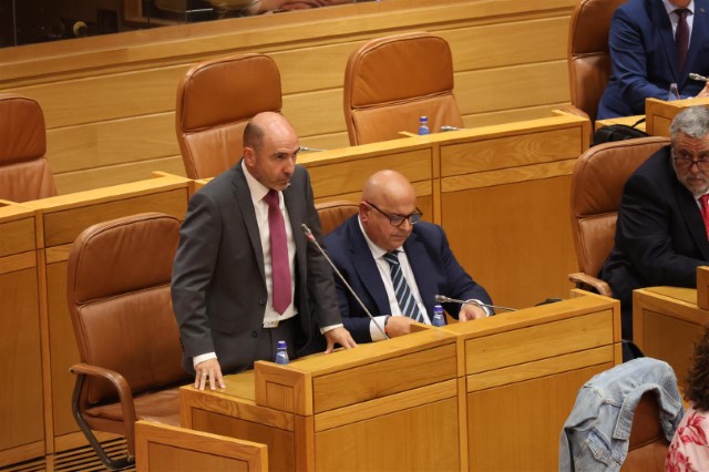 Toma de posesión de sete novos deputados e deputadas do Parlamento de Galicia